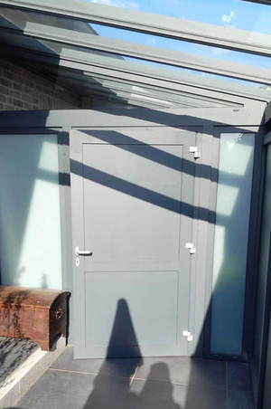 Leiner Area mit Aluminium-Zwischentur - 3/3